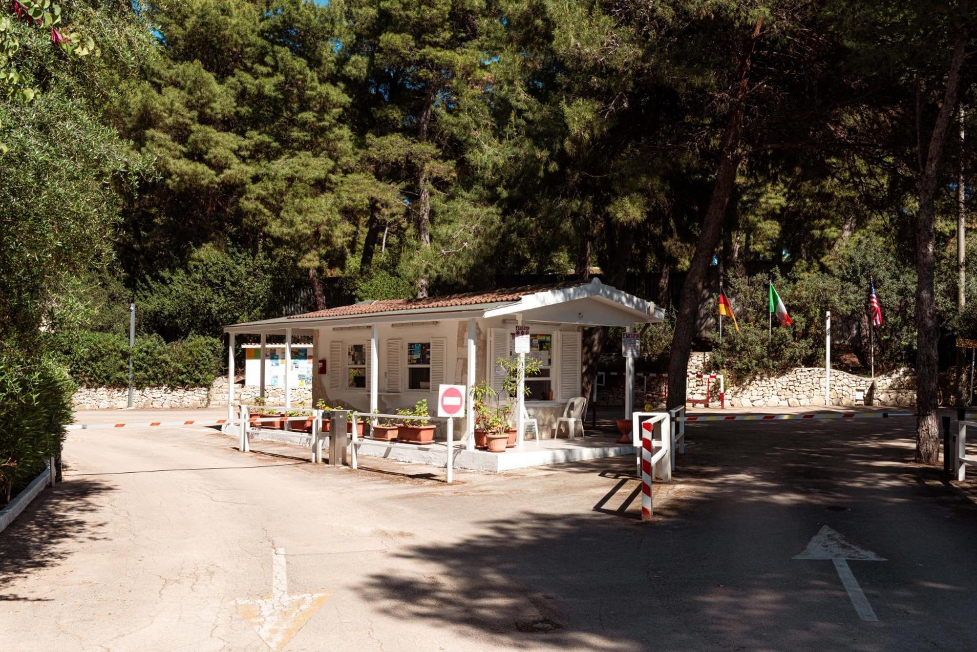 ויאסטה Villaggio Camping Punta Lunga מראה חיצוני תמונה