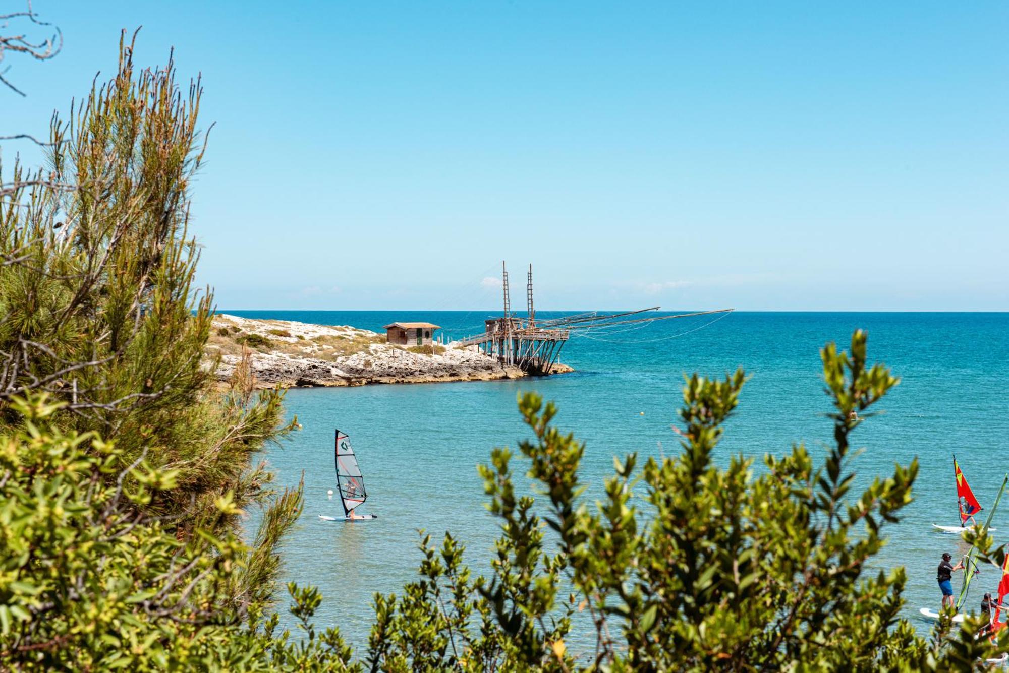 ויאסטה Villaggio Camping Punta Lunga מראה חיצוני תמונה