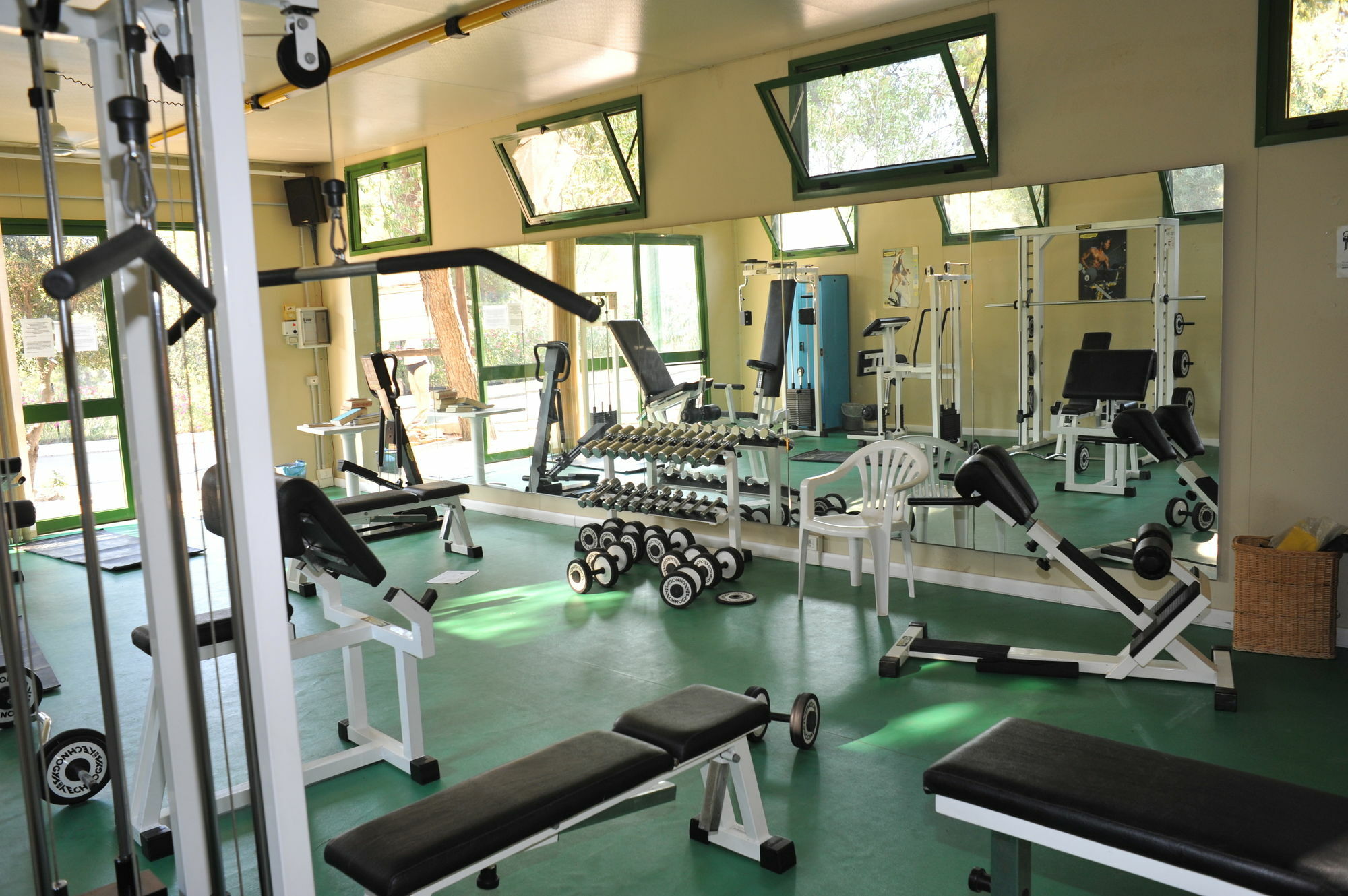 ויאסטה Villaggio Camping Punta Lunga מראה חיצוני תמונה