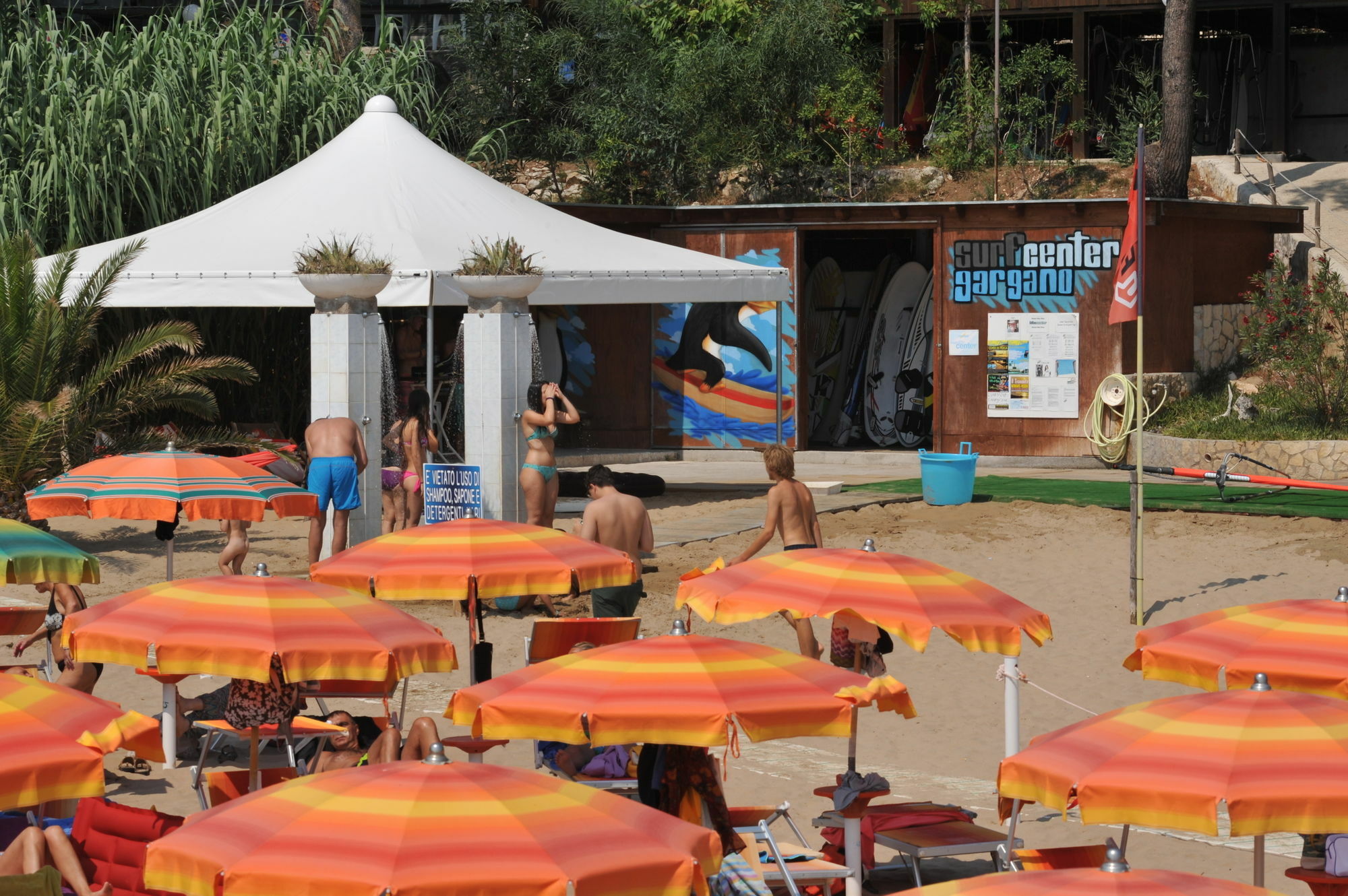 ויאסטה Villaggio Camping Punta Lunga מראה חיצוני תמונה