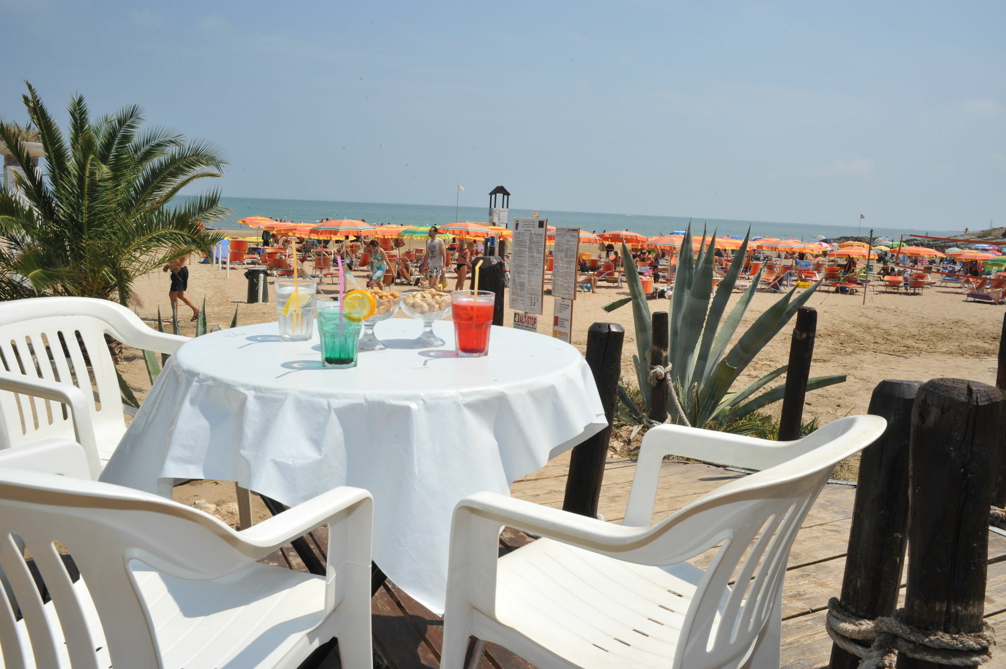 ויאסטה Villaggio Camping Punta Lunga מראה חיצוני תמונה